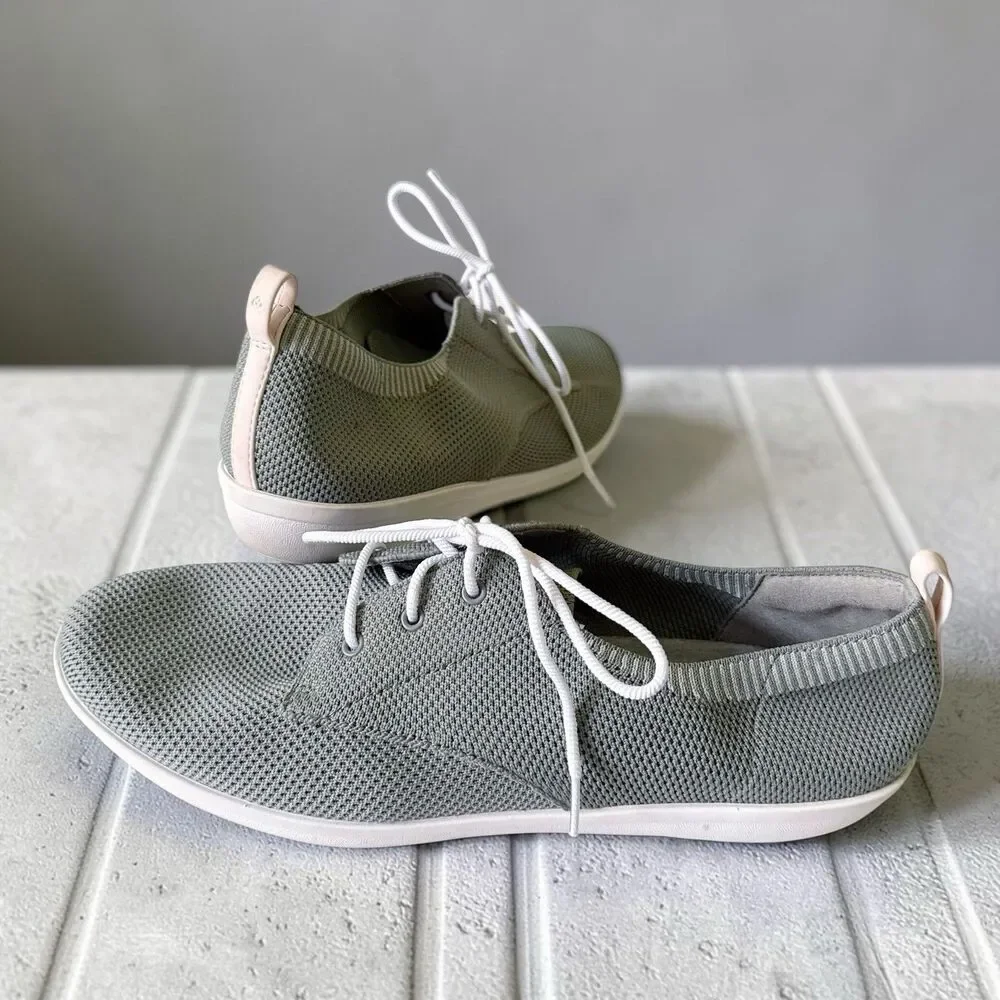 Womens Clarks Size 11M Tennis Shoes Cloud Steppers Seafoam Green Ayla Reece